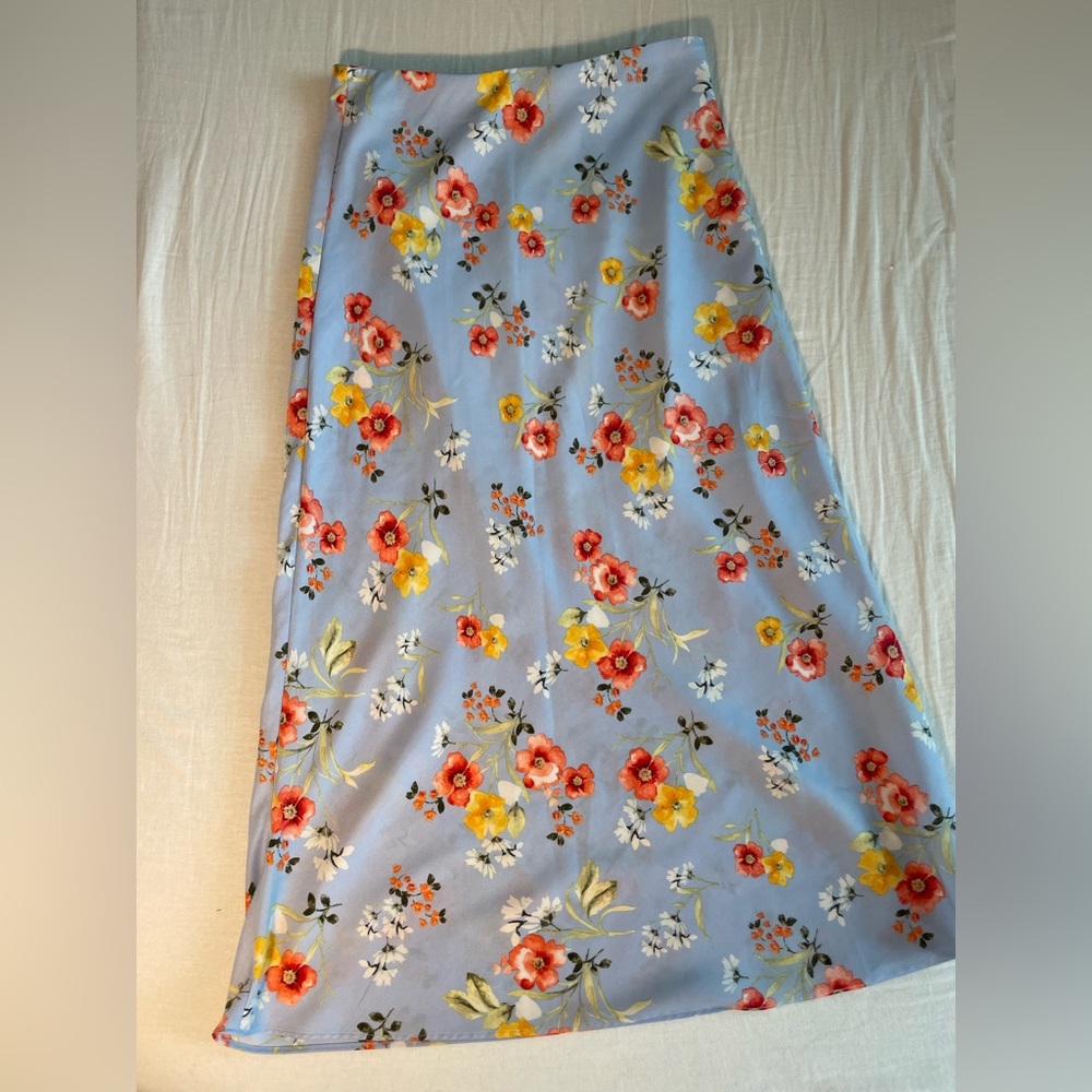 Blue flower print Maxi Skirt - Size Small